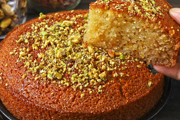 Rava Cake: குழந்தைகளுக்கு மிகவும் பிடித்தமான ரவையில் கேக் | Rava Cake Easy And Healthy Recipe Preparation Rava Cake: குழந்தைகளுக்கு மிகவும் பிடித்தமான ரவையில் கேக் | Rava Cake Easy And Healthy Recipe Preparation