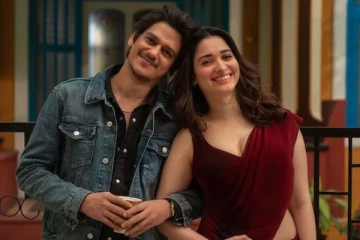 நடிகையின் புடவையை மிதித்த தமன்னாவின் காதலர் விஜய்.. பின் நடந்தது என்ன தெரியுமா