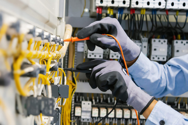 ஒரு மணிநேரத்திற்கு 35 டொலர்களுக்கும் மேற்பட்ட சம்பளம்! கனடாவில் அதிக கேள்வியுடைய வேலைகள் | Top Demand Skilled Jobs In Canada