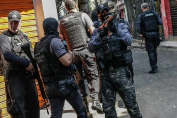 பிரேசிலில் கேளிக்கை விடுதிக்கு அருகே நின்றவர்களை சுட்டுகொன்ற கும்பல்!