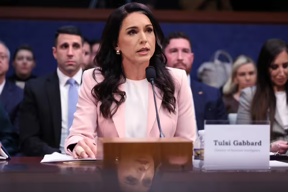 ட்ரம்பின் நிர்வாகத்திற்குள் உருவாகியுள்ள மோதல் - ட்ரம்ப் வெளியிட்ட தகவல் | Trump Intel Chief Tulsi Gabbard