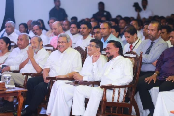 நெருக்கடியில் அரசாங்கம்! நள்ளிரவில் கூடுகின்றது ஆளும் பங்காளிக் கட்சிகள்