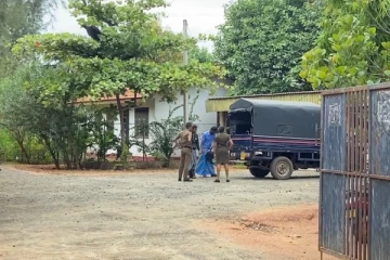 மன்னார் பள்ளிமுனை கடற்பரப்பில் கைது செய்யப்பட்டவர்கள் பிணையில் விடுவிப்பு(Video)