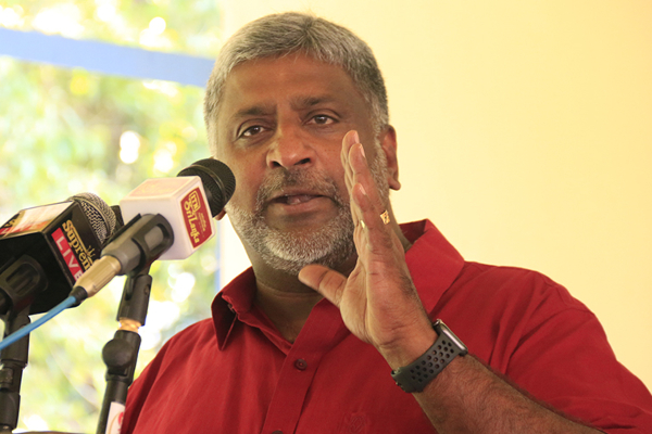 ජුලි මාසයේදී මෙරටට ඇස්ට්රාසෙනිකා එන්නත් ලක්ෂ 09 ක් .... | Srilanka Political ජුලි මාසයේදී මෙරටට ඇස්ට්රාසෙනිකා එන්නත් ලක්ෂ 09 ක් .... | Srilanka Political