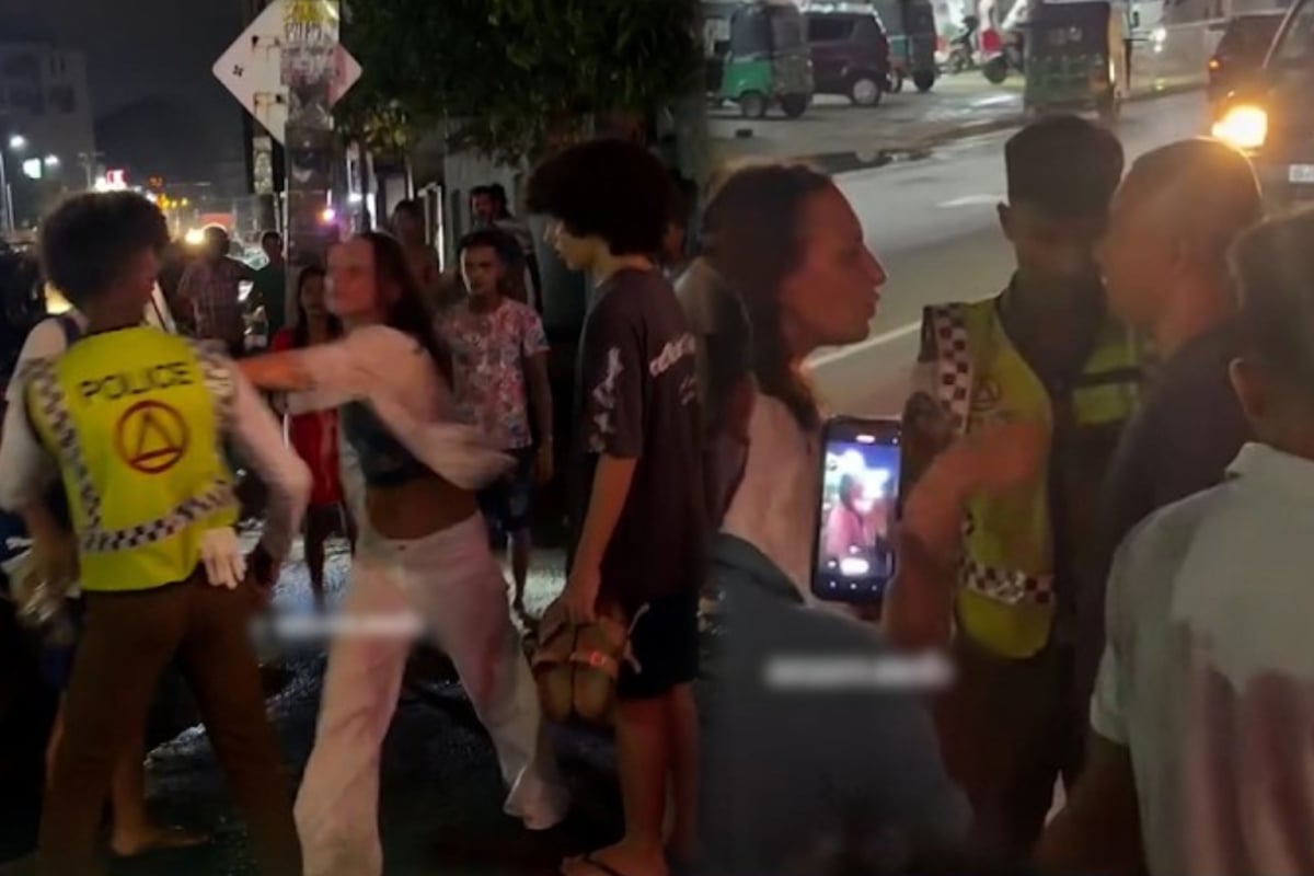 கொழும்பில் வன்முறையில் ஈடுபட்ட வெளிநாட்டு பெண்! இலங்கை பெண், பொலிஸார் மீது தாக்குதல் | Ukraine Women Attacks A Sri Lankan Women கொழும்பில் வன்முறையில் ஈடுபட்ட வெளிநாட்டு பெண்! இலங்கை பெண், பொலிஸார் மீது தாக்குதல் | Ukraine Women Attacks A Sri Lankan Women