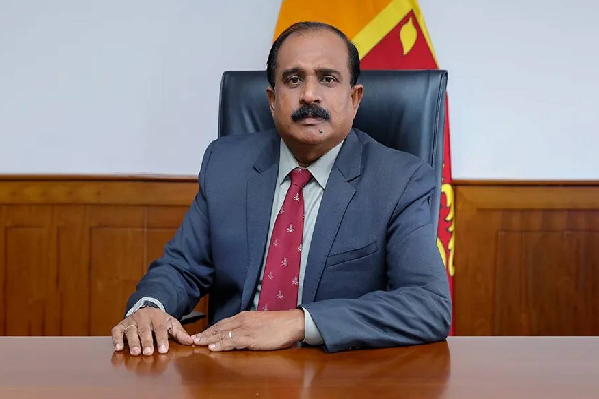 விடுதலைப் புலிகளிடமிருந்து கைப்பற்றிய தங்கம் ; உரிமையாளர்கள் தொடர்பில் அமைச்சரின் முக்கிய அறிவிப்பு | Gold Seized From Ltte Handed Over Court 3 Months விடுதலைப் புலிகளிடமிருந்து கைப்பற்றிய தங்கம் ; உரிமையாளர்கள் தொடர்பில் அமைச்சரின் முக்கிய அறிவிப்பு | Gold Seized From Ltte Handed Over Court 3 Months