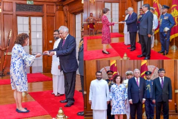 சுவிஸ் உள்ளிட்ட புதிய தூதுவர்கள் ரணிலிடம் நற்சான்றிதழ்களை கையளித்தனர்