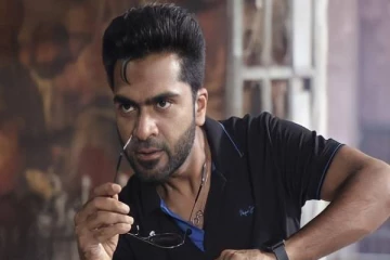 ஆளே அடையாளம் தெரியாத அளவிற்கு மாறிப்போன நடிகர் சிம்பு- வைரலாகும் புகைப்படம்!