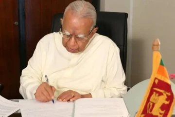 இரா.சம்பந்தனுக்கு விடுமுறை வழங்குமாறு கோரிக்கை!