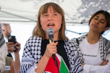 காஸா நோக்கி பயணம்... கிரெட்டா துன்பெர்க்கிற்கு இறுதி எச்சரிக்கை விடுத்த இஸ்ரேல் இராணுவம்