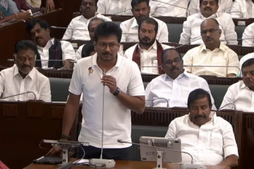 நானும் முதல்வரும் ஒரே கல்லூரியில் படித்தவர்கள் - சட்டமன்றத்தில் பேசிய உதயநிதி