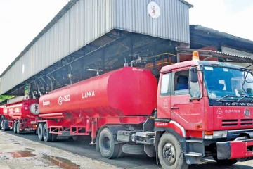 எரிபொருள் விநியோகத்தில் சிக்கல் - எரிசக்தி அமைச்சர் வெளியிட்ட தகவல்