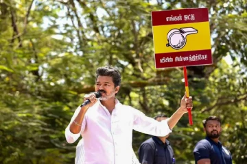 திருச்சி கிழக்கு எம்எல்ஏ பதவியை ராஜினாமா செய்யும் விஜய்?
