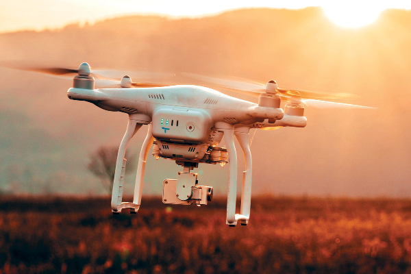 இலங்கை நாடாளுமன்றத்தில் ட்ரோன் விபத்து! | Drone Accident In The Sri Lankan Parliament