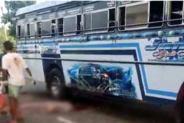 தனியார் பேருந்தும் டிப்பர் ரக வாகனமும் மோதி 15 பேருக்கு நேர்ந்த கதி | 15 Injured Collision Private Bus Tipper Vehicle தனியார் பேருந்தும் டிப்பர் ரக வாகனமும் மோதி 15 பேருக்கு நேர்ந்த கதி | 15 Injured Collision Private Bus Tipper Vehicle