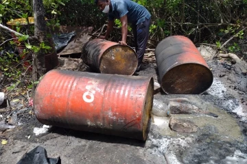 ஈச்சத்தீவு பகுதியில் கசிப்பு உற்பத்தி நிலையமொன்று முற்றுகை