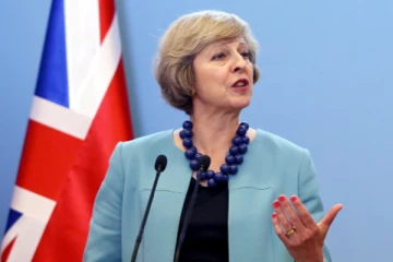 இங்கிலாந்து அரசியலில் இருந்து தெரசா மே விலகல்