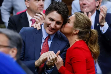 3 குழந்தைகள் உள்ள நிலையில் மனைவியை விட்டு பிரிந்தார் கனடா பிரதமர் ஜஸ்டின் ட்ரூடோ..!