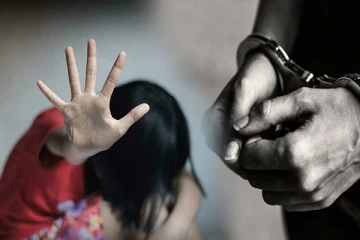 புதுக்குடியிருப்பில் சிறுமி ஒருவரை தகாத செயற்பாட்டிற்கு உட்படுத்திய நபர் கைது