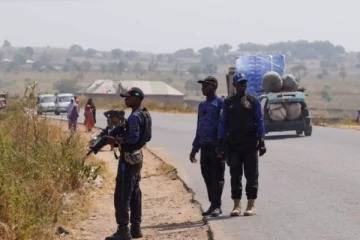 நைஜீரியாவை உலுக்கிய பயங்கரவாத தாக்குதல் ; 200 பேர் உயிரிழப்பு