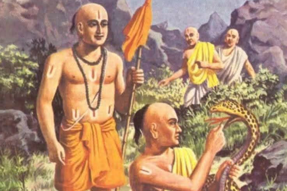 பாம்பின் வலியைப் போக்க உயிரையும் பணயம் வைத்த கோவிந்தன்.. இப்படியும் மனிதரா? | Vainava Ramanuja Sees Govindas Kindness To A Snake