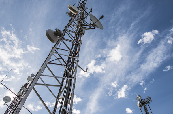 இலங்கையில் புதிதாக தகவல் தொடர்பு கோபுரங்களை அமைக்க முடிவு | New Telecom Towers To Be Built In Sri Lanka