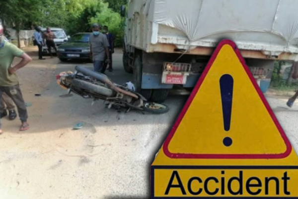 தந்தையையும் 6வயதுடைய மகளையும் பலியெடுத்த கோர விபத்து! - ஐபிசி தமிழ்