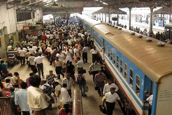 ரயில் கட்டணம் உயருகிறது:பருவ சீட்டும் இரத்து | Abolition Of Railway Season System