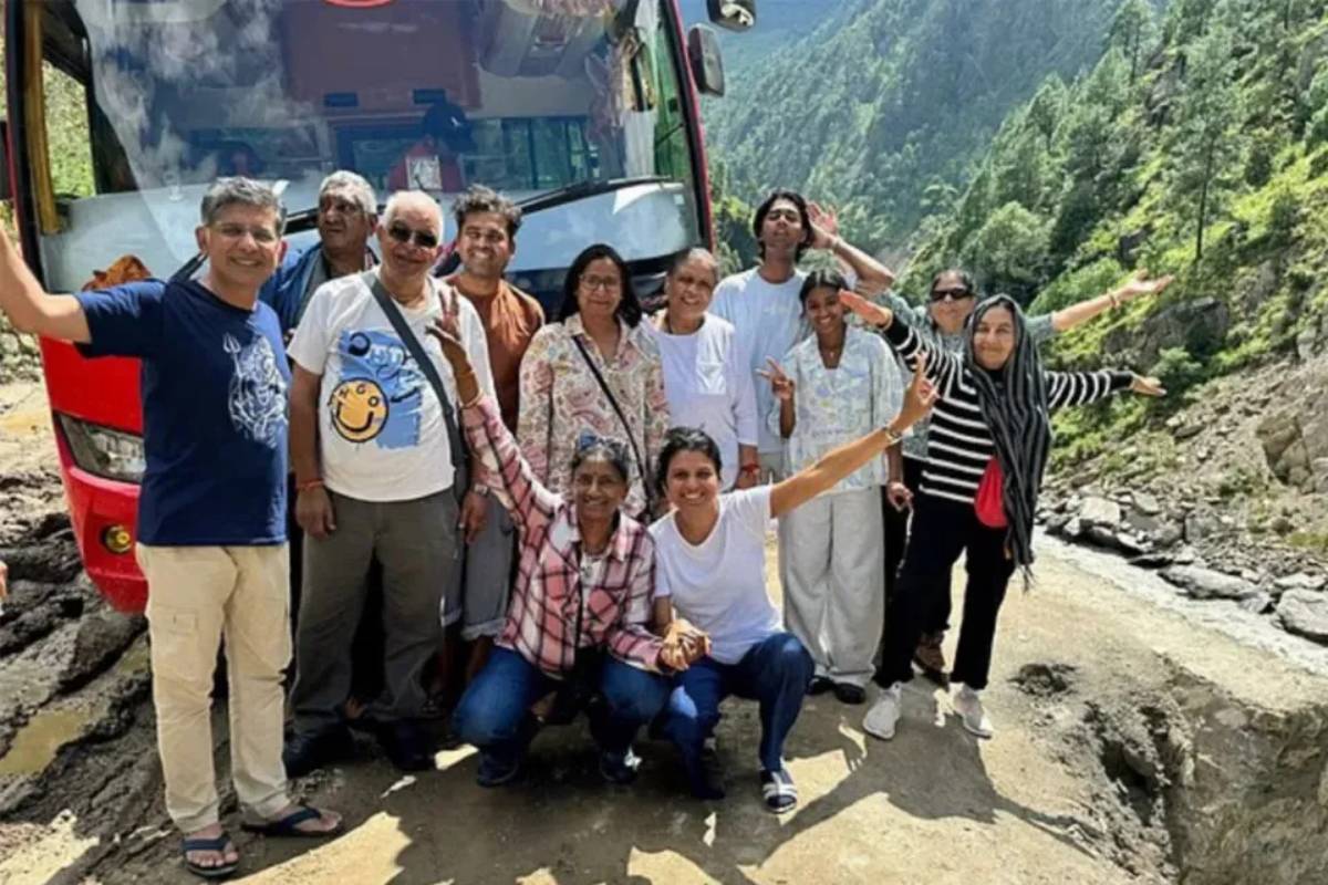 நேபாள பெருவெள்ளத்தில் மாயமான பிரித்தானியர்கள்: சில தகவல்கள் | Families Of 33 Missing Britons Rush To Nepal நேபாள பெருவெள்ளத்தில் மாயமான பிரித்தானியர்கள்: சில தகவல்கள் | Families Of 33 Missing Britons Rush To Nepal