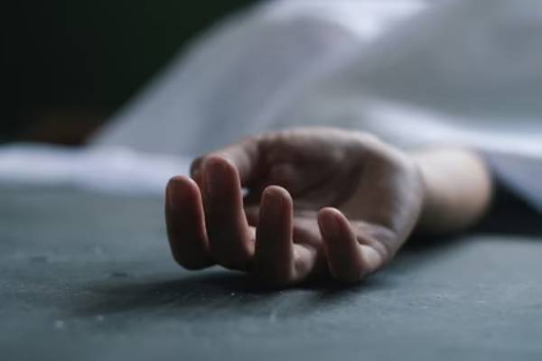 யாழில் இரத்த வாந்தி எடுத்த குடும்பஸ்தருக்கு நேர்ந்த கதி | Jaffna Man Vomits Blood And Dies At Hospital