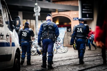 பிரான்ஸ் தலைநகரில் தமிழ் தாய்க்கும் - மகளுக்கும் நேர்ந்த கொடூரம்!