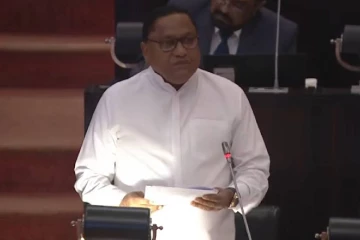 අනුජන් සිවරාසාගේ නඩුව ගැන විදේශ අමාත්‍ය විජිත හේරත්ගෙන් පාර්ලිමේන්තුවේදී හෙළිදරව්වක්
