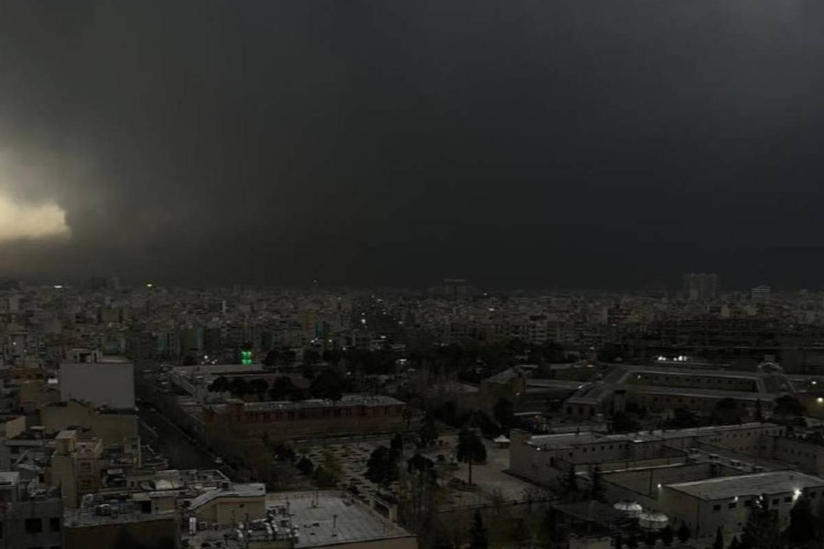 ஈரானில் அமில மழை பெய்யும் ஆபத்து - என்ன பாதிப்பு ஏற்படும்? | Iran Oil Depots Hit Leads To Possible Acid Rain