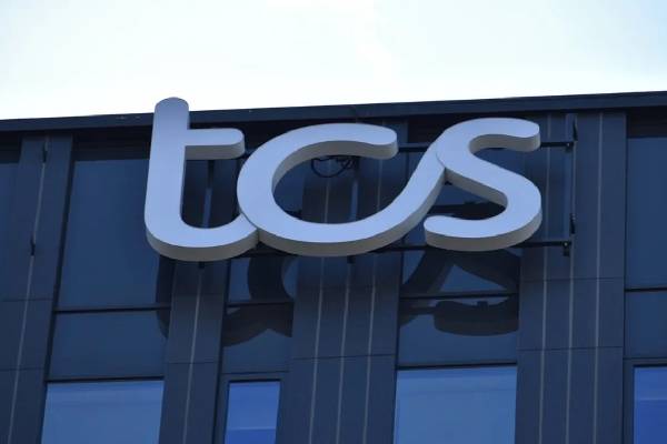டாடா மென்பொருள் நிறுவனத்தில்... வேலையை விட்டு வெளியேறுவோர் எண்ணிக்கையும் அதிகரிப்பு | Tcs Voluntary Employee Exits