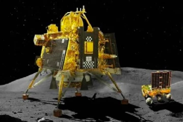சந்திராயன்-3: விக்ரம் லேண்டரிடம் இருந்து சிக்னல் கிடைக்கவில்லை - இஸ்ரோ தகவல்