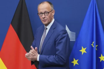 ஜேர்மனியின் புலம்பெயர்தல் கட்டுப்பாடுகளுக்கு எதிராக அரசு மீது வழக்கு தொடர முடிவு