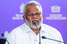 யாழில் இடித்தழிக்கப்பட்ட நினைவுத்தூபி! டக்ளஸ் தேவானந்தா கூறுவது என்ன?