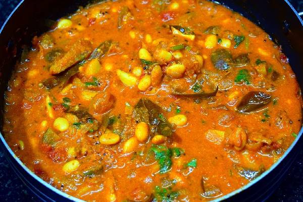 ரத்த சர்க்கரையை சட்டுன்னு குறைக்கும் மொச்சை கொட்டை கார குழம்பு! எப்படி செய்வது? | Amazing Health Benefits Of Mochai Kara Kuzhambu