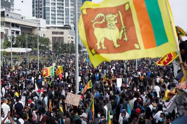 காலிமுகத்திடல் போராட்ட களத்தில் இருந்து விசேட செய்தி - ஐபிசி தமிழ்