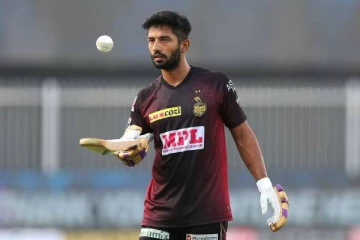 ஊரடங்கு நேரத்தில் இப்படியா செய்வது? பிரபல கிரிக்கெட் வீரரின் செயலால் ரசிகர்கள் அதிருப்தி