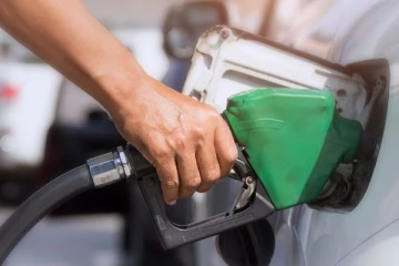 எரிபொருள் விலை சூத்திரத்தால் நிவாரணம் ; மின்சாரம் மற்றும் எரிசக்தி அமைச்சர் தெரிவிப்பு