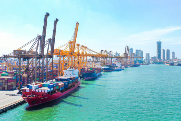 கொழும்பு துறைமுக செயல்பாடுகள் தற்காலிக இடைநிறுத்தம் | Colombo Port Operations Halted Due To Heavy Rain கொழும்பு துறைமுக செயல்பாடுகள் தற்காலிக இடைநிறுத்தம் | Colombo Port Operations Halted Due To Heavy Rain