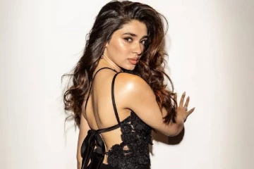 ஆணுடன் நெருக்கமான போட்டோ பார்த்து என் அம்மா கேட்ட கேள்வி!! க்ரித்தி ஷெட்டி வேதனை..