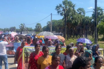 முல்லைத்தீவில் ஆரம்பமானது ஆர்ப்பாட்ட பேரணி! ஒன்றுதிரண்ட பெருமளவு தமிழர்கள் (Photos)