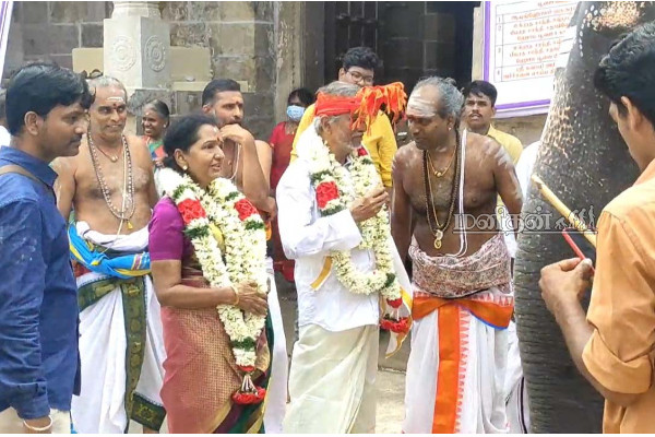 விஜய் வந்திருந்தால் வேறு பெண்ணிற்கு தாலி கட்டியிருப்பேன்! இயக்குனர் எஸ்.ஏ.சந்திரசேகர் அதிரடி | Vijays Father Sa Chandrasekar Open Talk