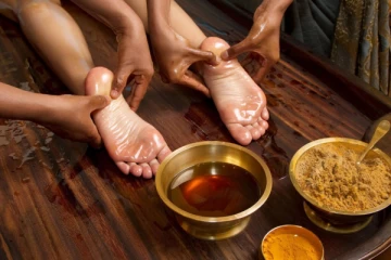 ஆயுர்வேத மசாஜ் நிலையத்தில் 6 வெளிநாட்டு பெண்கள் கைது