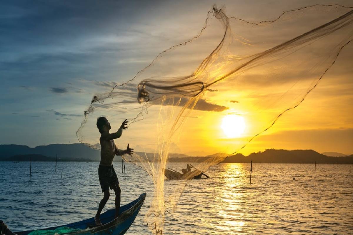 தீர்வு வழங்கக்கூடாது என்பதற்காகவே ஒருங்கிணைப்புக் குழு கூட்டம் இழுத்தடிக்கப்படுகின்றது - தவிசாளர் யுகதீஸ் விசனம் | Dcc Meeting Delayed To Avoid Providing A Solution