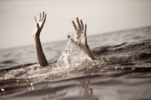 தீர்த்த உற்சவத்தில் நீராடச் சென்ற மாணவன் கடலலையில் சிக்கி பரிதாபமாக உயிரிழப்பு! - ஐபிசி தமிழ்