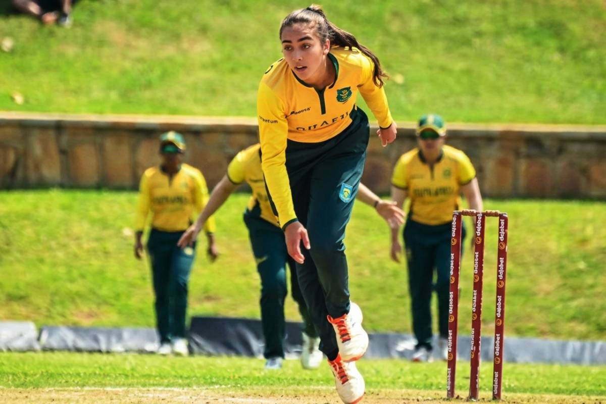 3 ஓவர்களில் ஒன்பது விக்கட்டுக்கள்...! டி20 கிரிக்கெட் வரலாற்றில் புதிய உலக சாதனை | Laura Cardoso Brazil 9 Wickets T20 World Record