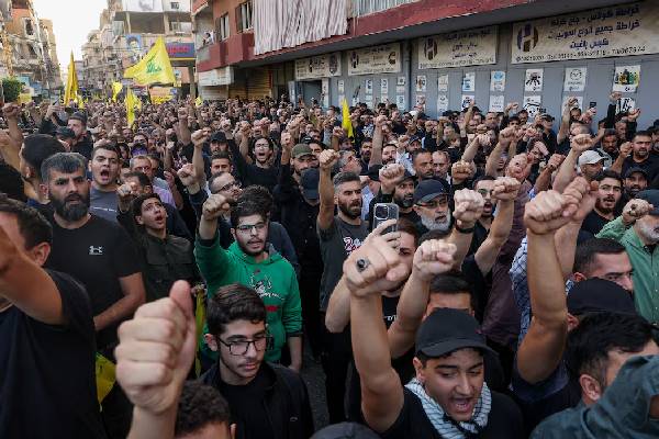 காத்திருங்கள், பதிலடி உறுதி... இஸ்ரேலுக்கு கடும் மிரட்டல் விடுத்த ஈரானின் IRGC | Irgc Vows Crushing Response Israel